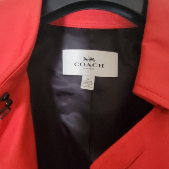 Coach Trench - Picture 2 of 3